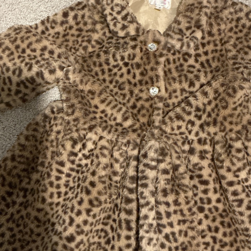 Biscotti Collezioni Leopard Print Faux Fur Lined Jeweled Buttons Kids Coat sz 6 - Picture 3 of 6